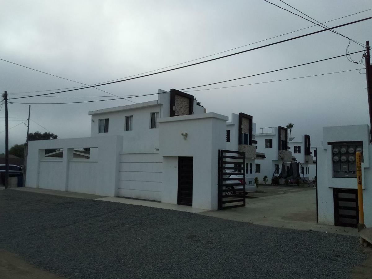 Casa Cerca De Estero Beach Ensenada Exterior photo